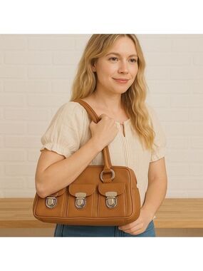 BROWNS ID cute shoulder bag purse brown cognac handbag camel Neutral Tones